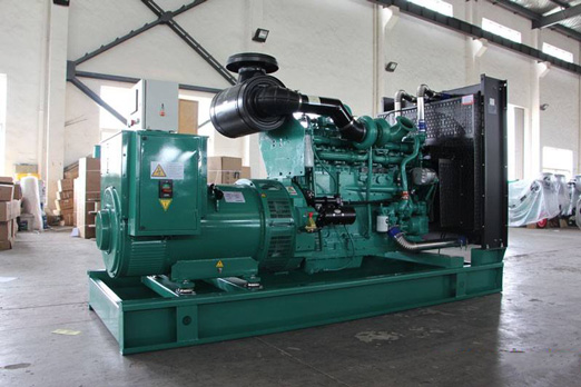 武陟320kw康明斯柴油发电车出租组图片 武陟320kw康明斯柴油发电车出租组图片